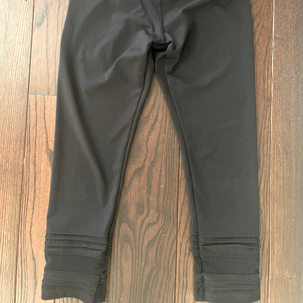 Danskin Brand Workout Crop Leggings